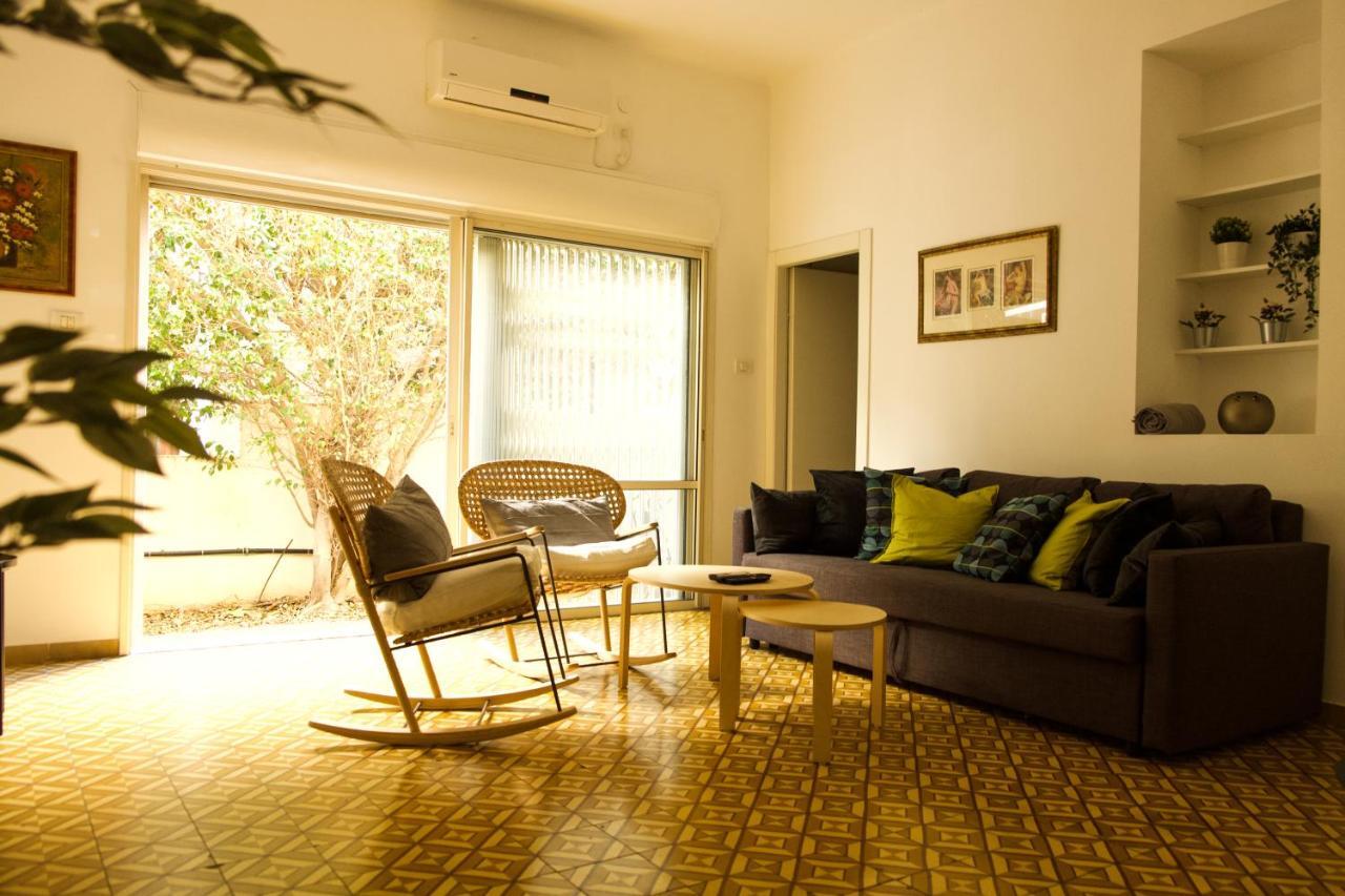 Prague Tlv By Paybox Tel Aviv Exterior photo