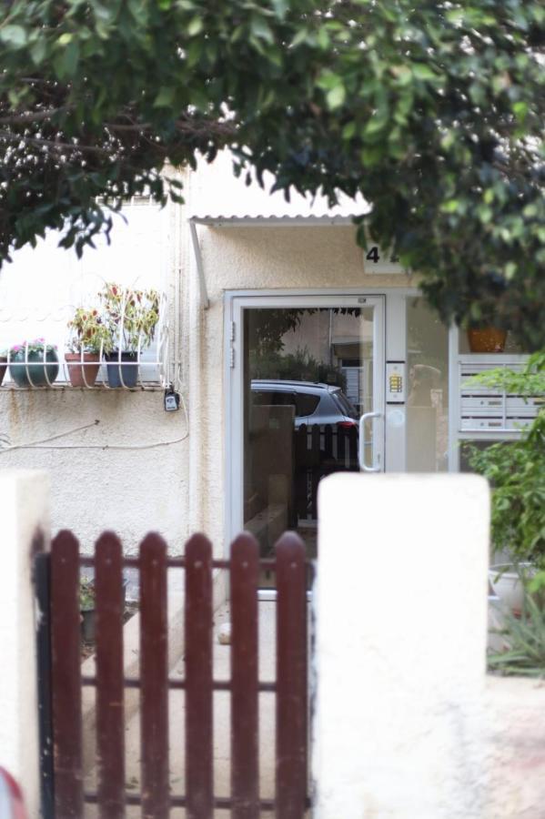 Prague Tlv By Paybox Tel Aviv Exterior photo